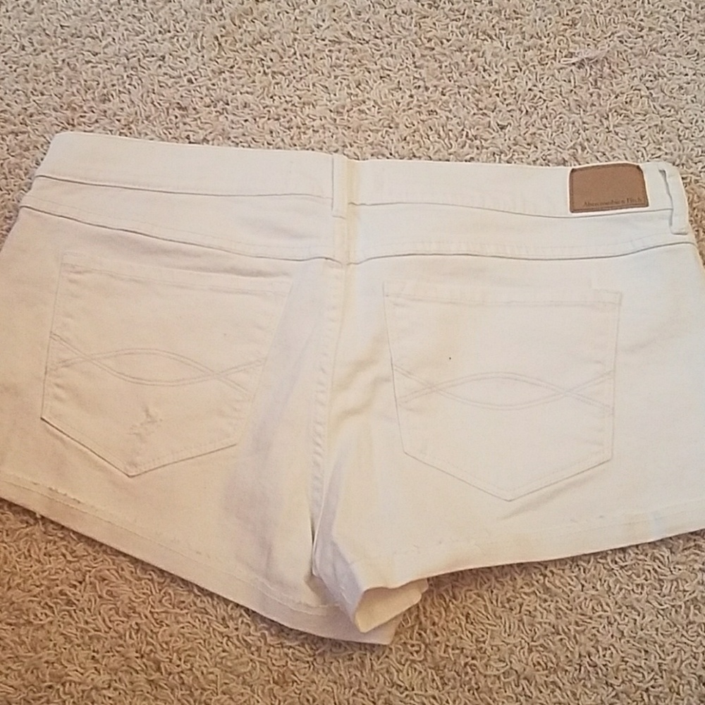 A&F jean shorts - Picture 2 of 3
